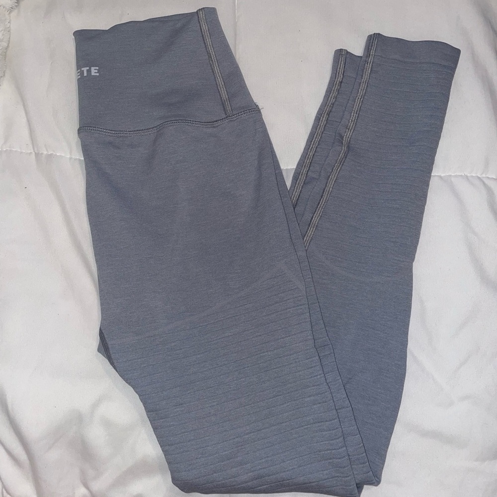 Alphalete revival legging